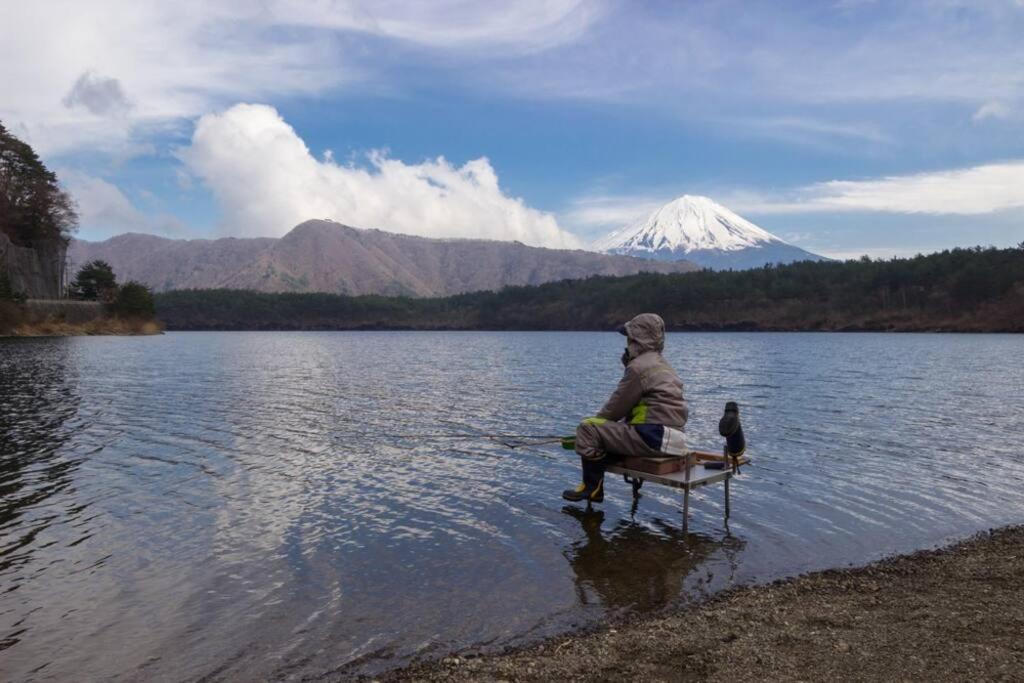 Вилла Away From Noise,View Fuji Mt In The Designer House Яманакако Экстерьер фото