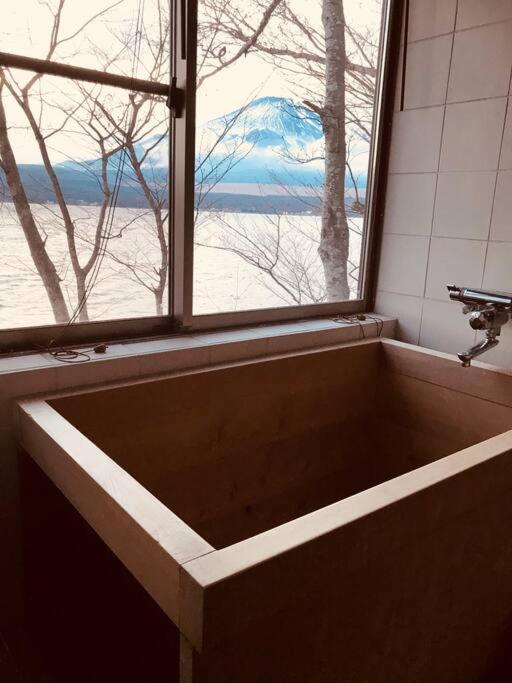 Вилла Away From Noise,View Fuji Mt In The Designer House Яманакако Экстерьер фото